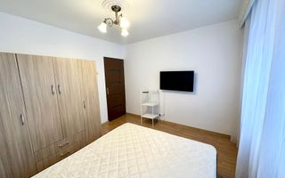Apartament cu 2 camere, etaj 1, decomandat, de inchiriat in Zorilor ! - Poză 4
