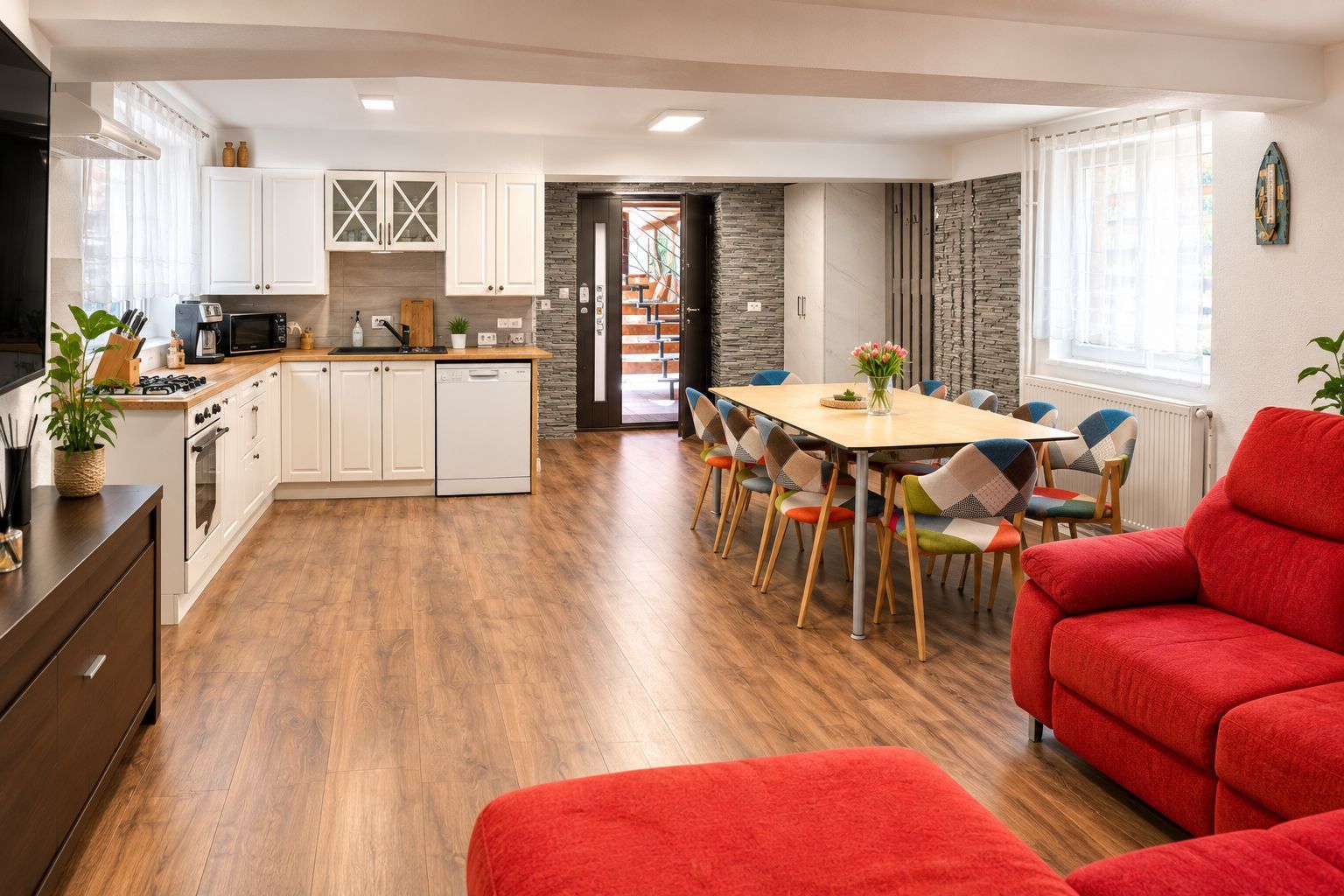 Splendoarea naturii imbinata cu stilul modern=pensiune exclusivista - Poză 13