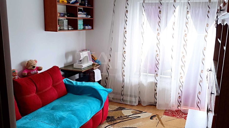 Apartament cu 3 camere și terase generoase, zona Sub Cetate, Florești. - Poză 6