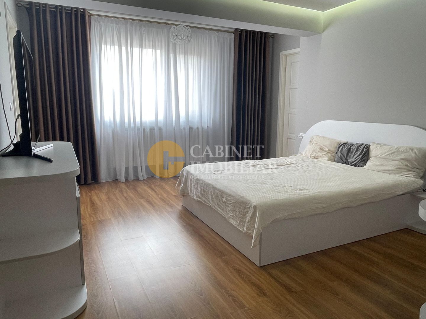 Apartament 3 Camere   - 130 MP -Bloc 2015 Nicolina- Cug - Poză 5