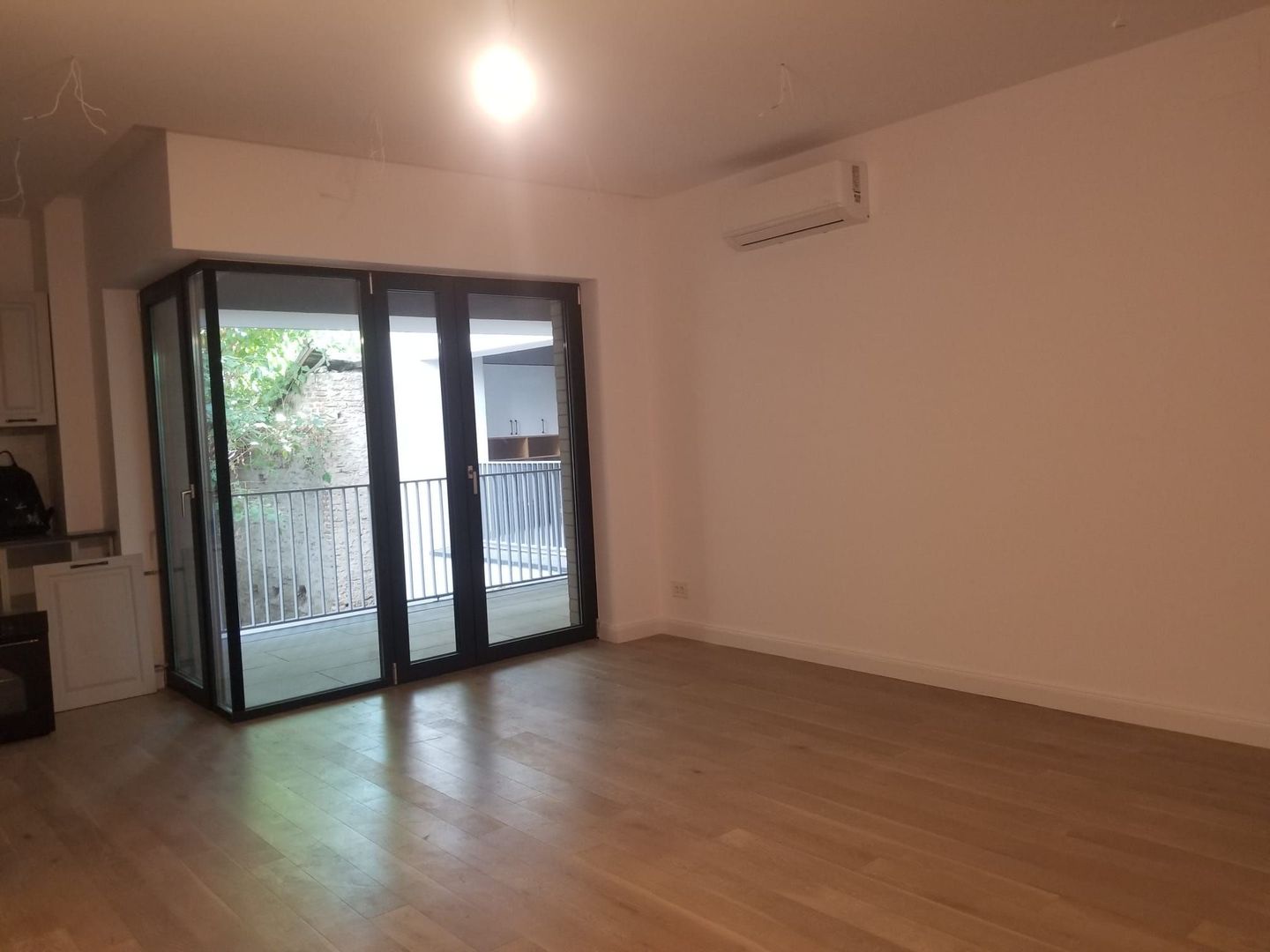 Apartamente 2 camere bloc nou Universitate Armemeasca prima Inchiriere - Poză 30