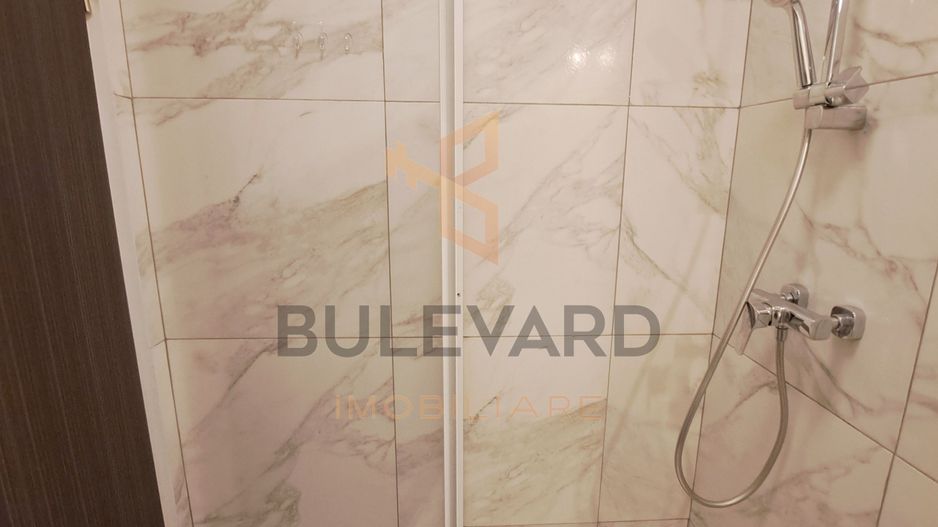 Apartament 3 camere, 2 bai, parcare, zona Metro! - Poză 13