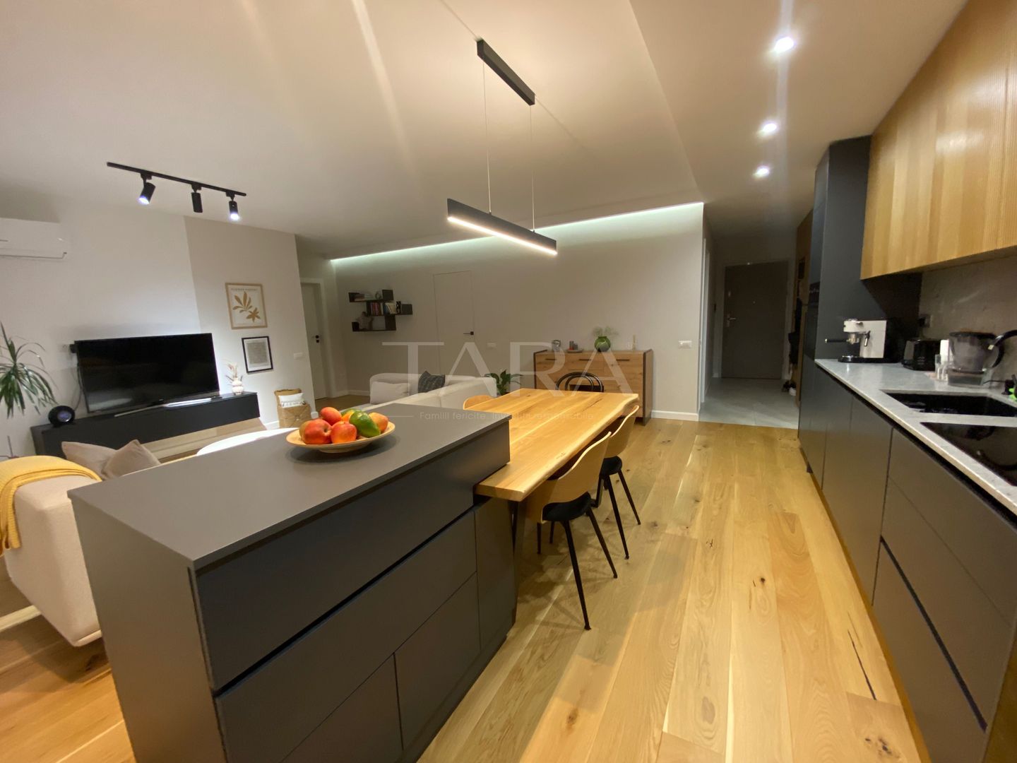 Apartament premium 3 camere, bloc nou, lângă Iulius Mall și FSEGA. - Poză 1
