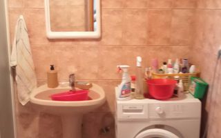 De vânzare casa cu mansardâ pe Strada Rodnei - Poză 5