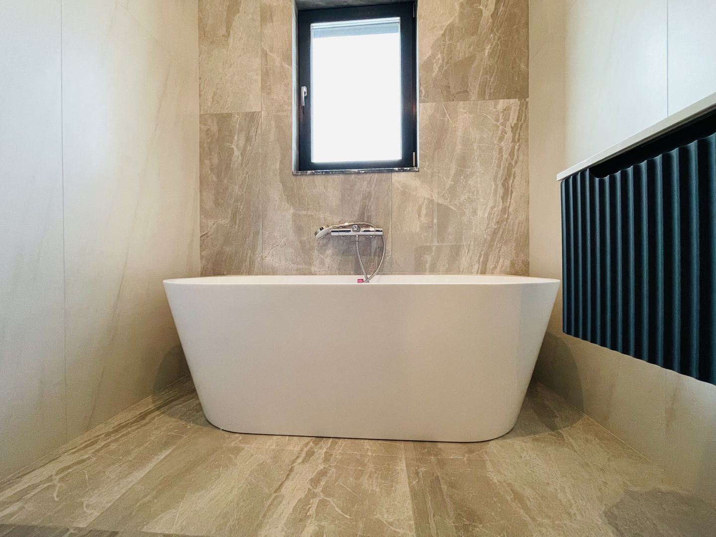 Duplex Ultramodern, impecabil executat | 4 dormitoare & 2 terase - Poză 21