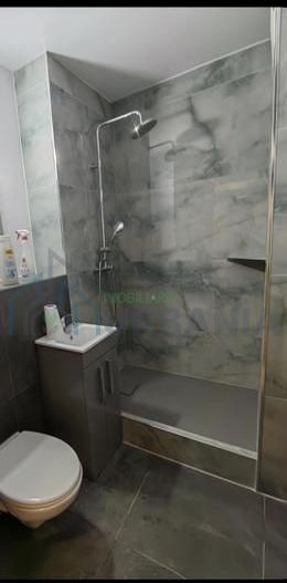 Apartament cu 3 camere, 60mp, Balcon, Centrala proprie. - Poză 2