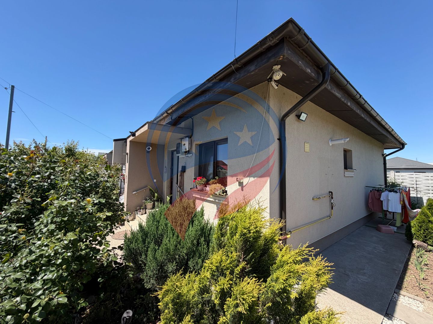 CASA PARTER LOCUITA UTILATA TOTAL IN BARIERA VALCII - Poză 11