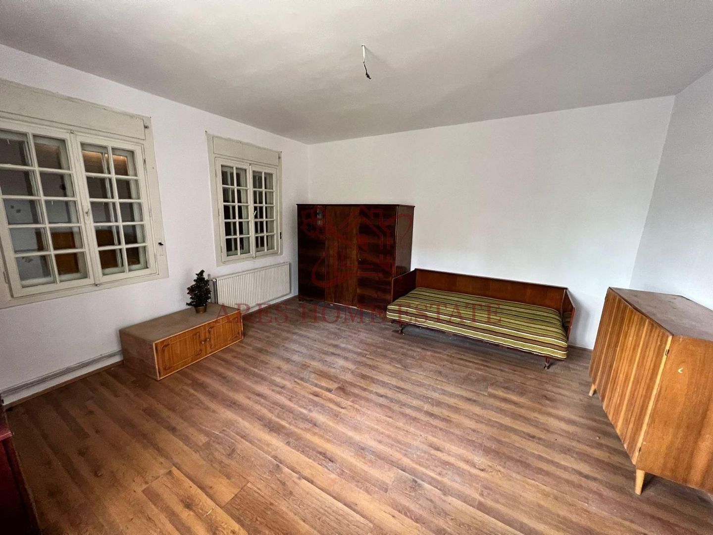 Casa individuala foarte spatioasa cu teren de 1850 mp | Sanandrei - Poză 2