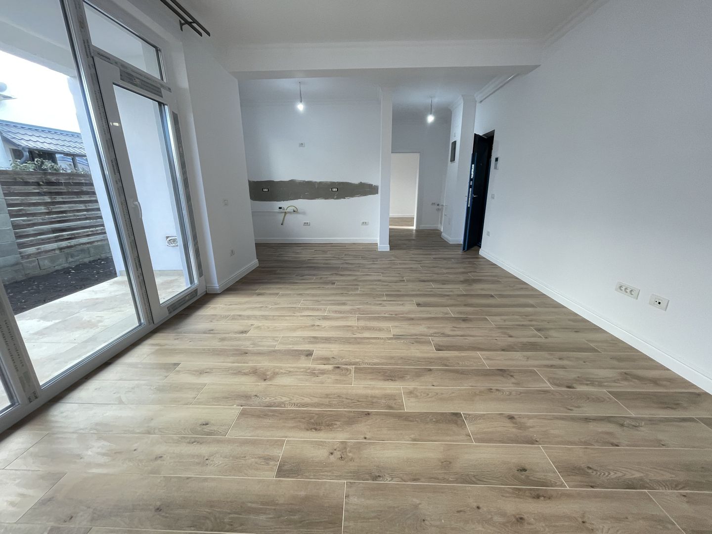 Apartament 3 camere la parter cu gradina proprie - Poză 5