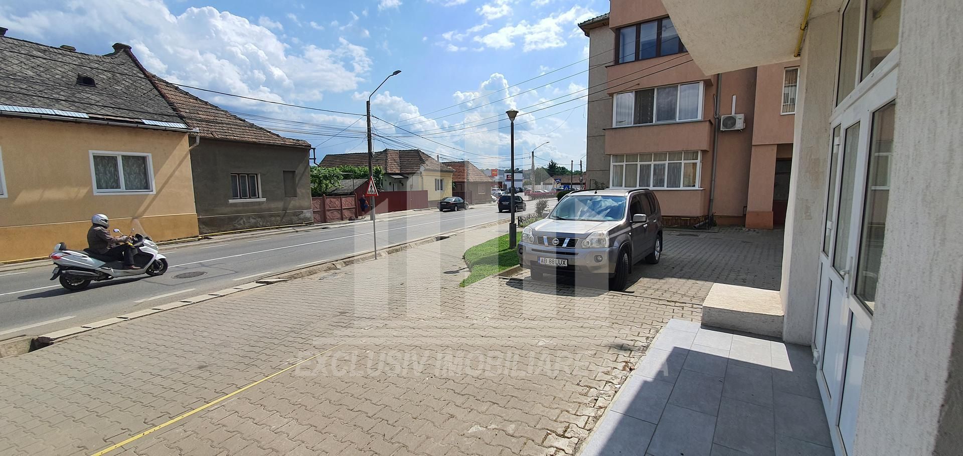 Spatiu comercial in Blaj - Poză 1