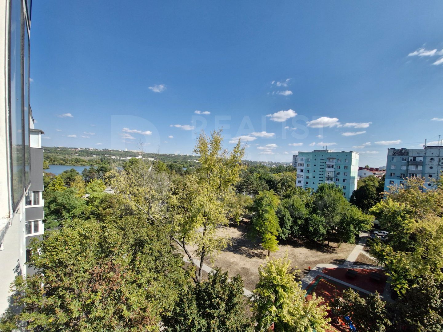 Chirie, apartament, 3 camere, Strada Calea Ieşilor, Sculeni - Poză 17