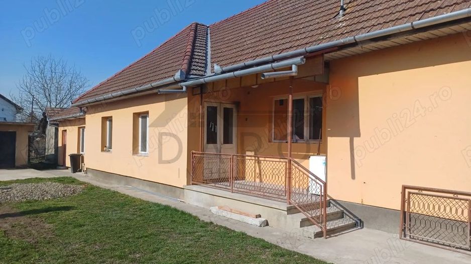 Casă de vânzare în Sântana de Mureș, str. Morii – 130 000 euro - Poză 1