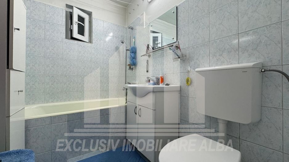 Apartament cu 2 camere decomandate, Cetate - Poză 7