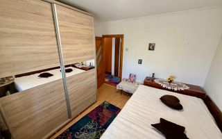 4 camere decomandate - Craiovita Noua - etaj 2 cu 2 bai - bloc 1982 - - Poză 9