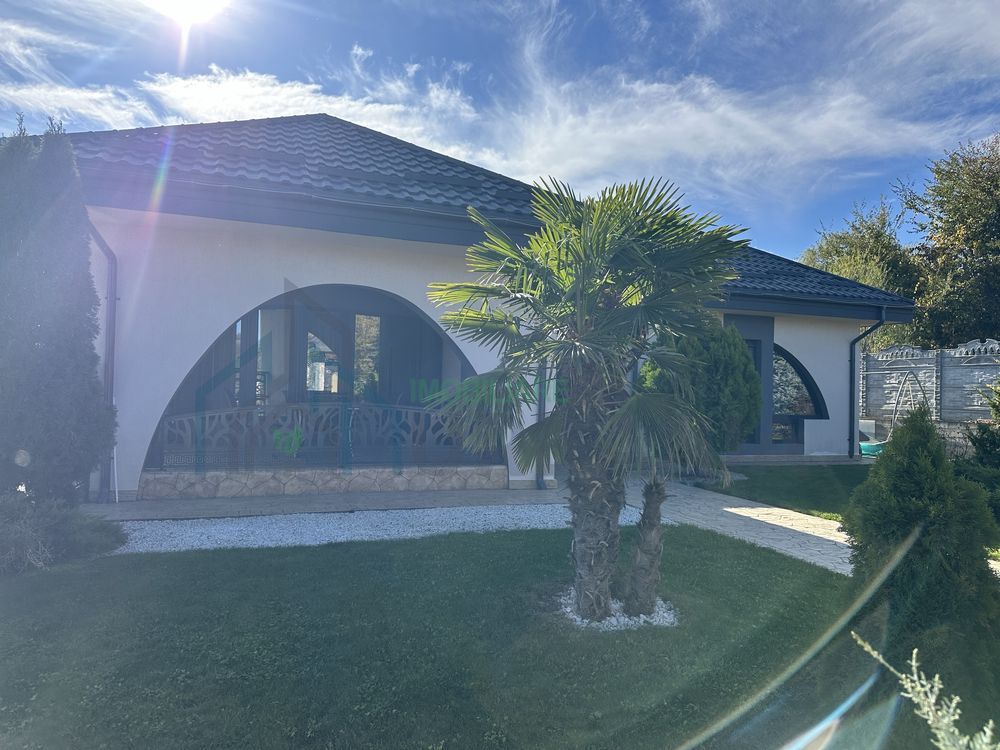 Casă in Iasi zona Bicium 1,3 km de la Rompetrol - Poză 1