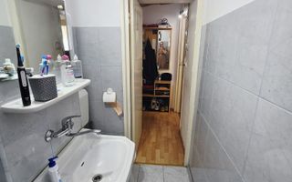 Apartament 3 camere, etaj 3, Malu Roșu – Str. Rîșnovenilor - Poză 10