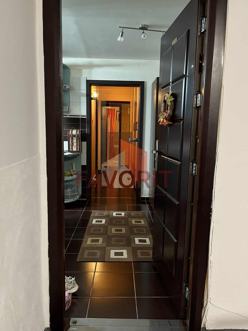 3 camere, decomandat | etaj 4 | centrala proprie | mobilat | zona excelenta - Poză 5