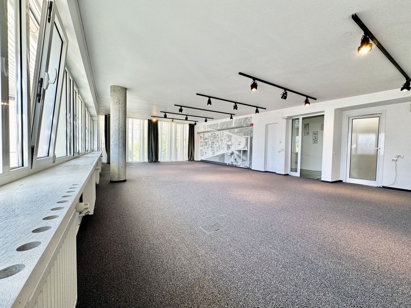 Clădire de birouri în zona Centrală - Poză 29