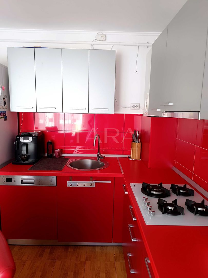 Apartament cu 3 camere și terase generoase, zona Sub Cetate, Florești. - Poză 4