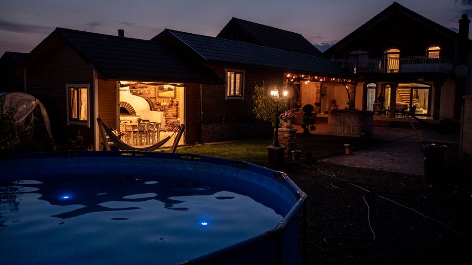 In vacanta, ACASA, zi de zi - crama, bucatarie de vara, ciubar - Poză 2