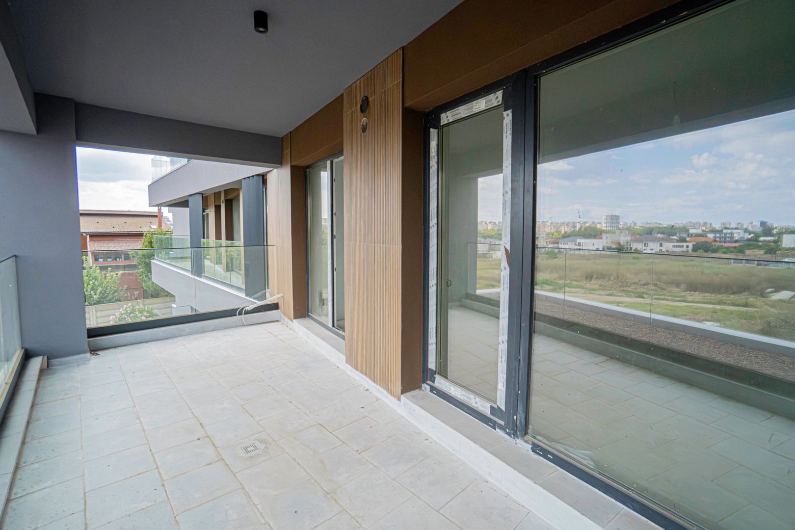Tomis Nord/Carrefour -Vanzare apartament cu 2 camere, bloc nou. - Poză 8