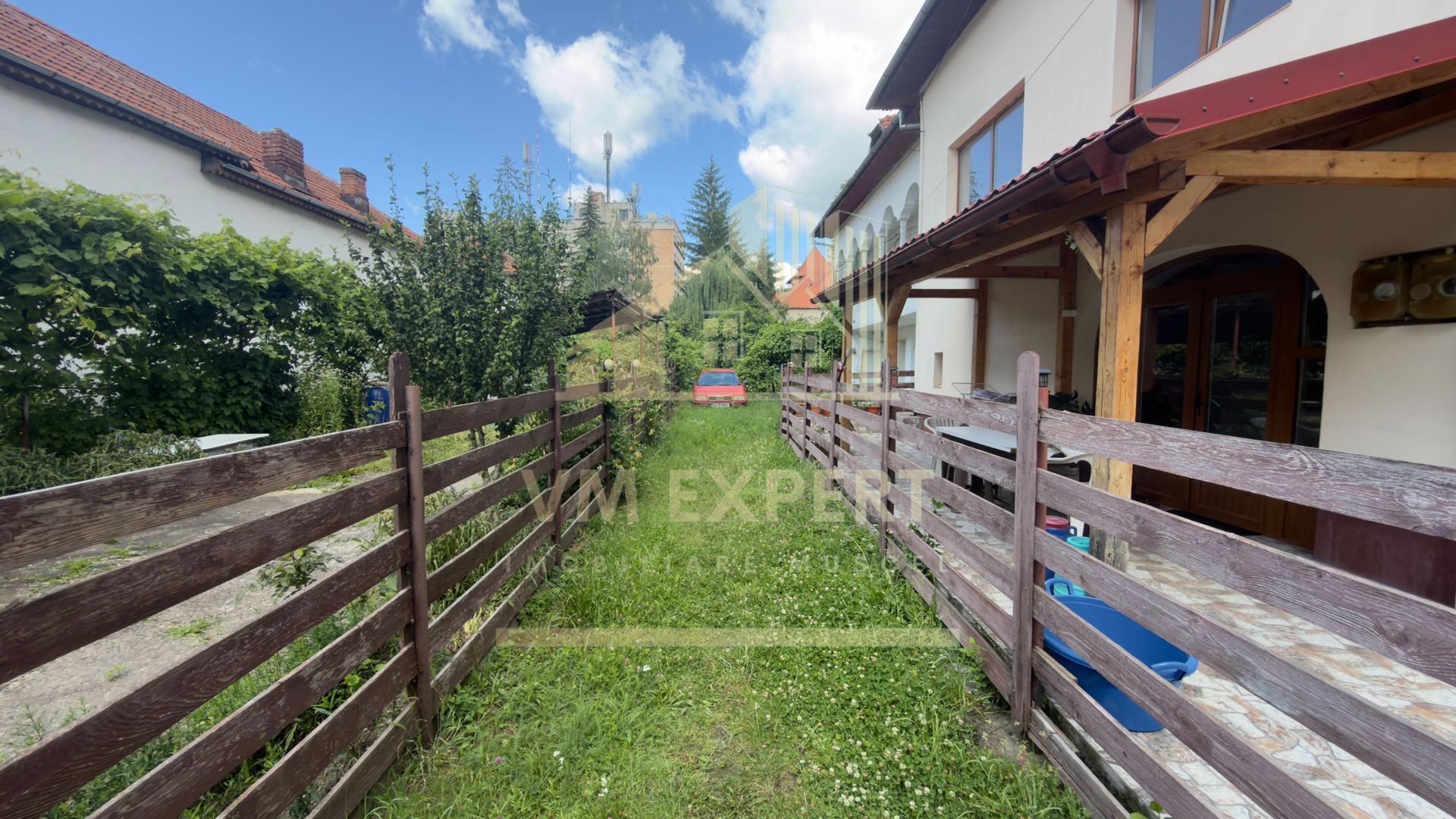 CASĂ 4 CAMERE TEREN 233 MP CENTRU CAMPULUNG - Poză 20