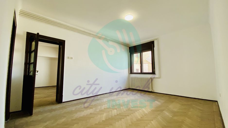 Apartament spatios cu 4 camere - Banu Manta - Poză 4