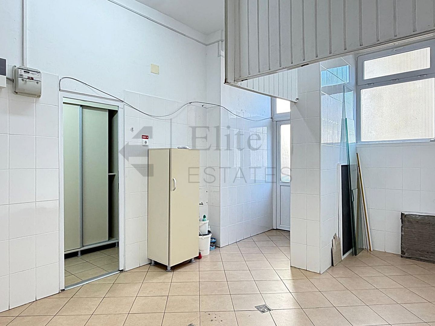 Spatiu comercial de inchiriat Piata Decebal Oradea - Poză 4