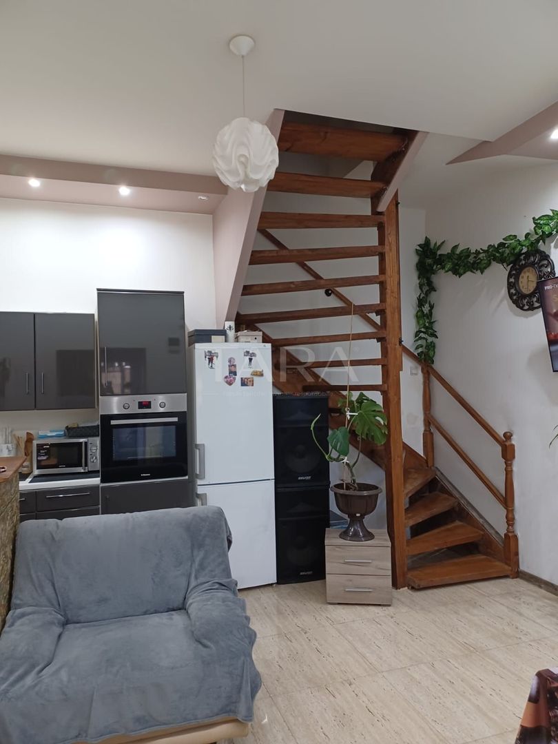 Casa insiruita de vanzare cu 4 camere in zona Centrala - Poză 5