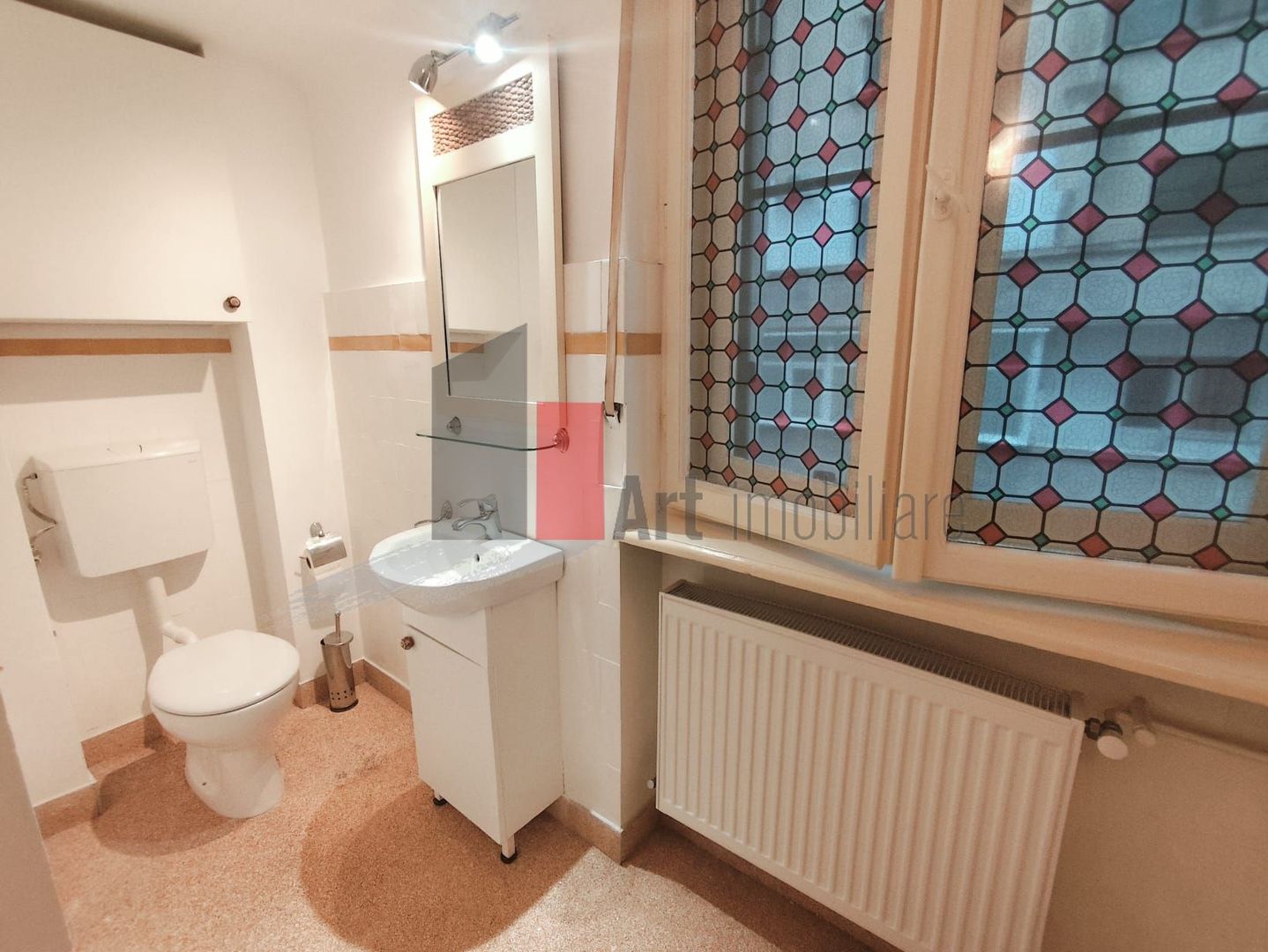 Garsoniera de inchiriat in zona Magheru (ultracentral) - Poză 7