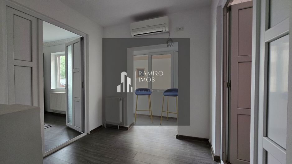 Casa renovata 105mp utili si curte libera 45mp -Eroii Revolutiei - Poză 1