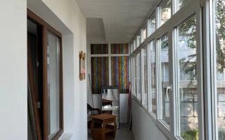 3 camere spațioase, 2 băi, balcon mare – zonă centrală excelentă! - Poză 8