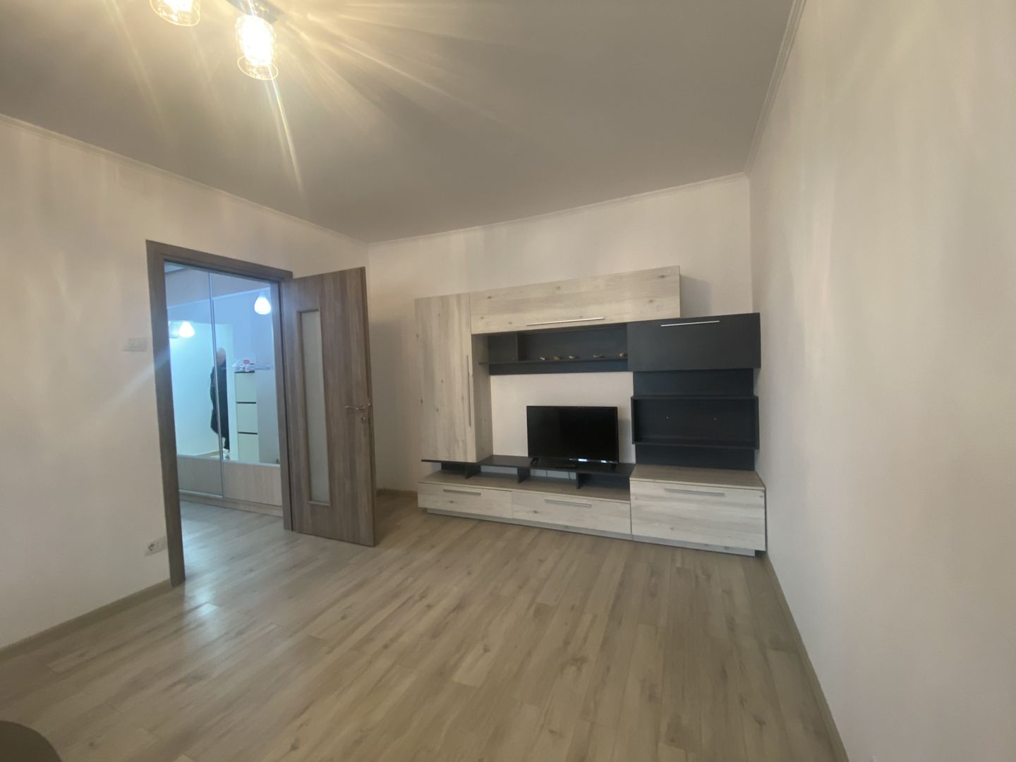 Apartament cu doua camere, soseaua Pantelimon, 107.500€ negociabil - Poză 7