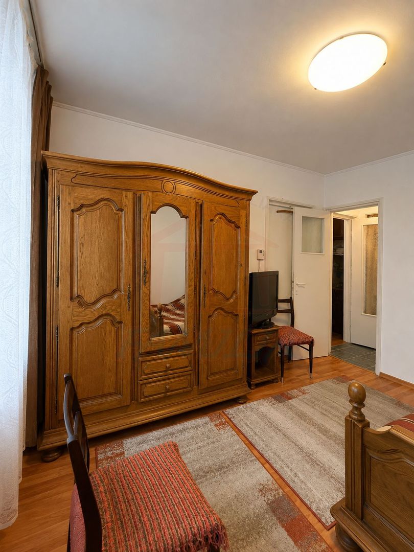 Apartament luminos cu 2 camere, etaj 3/4 – Țiglina 2 - Poză 3