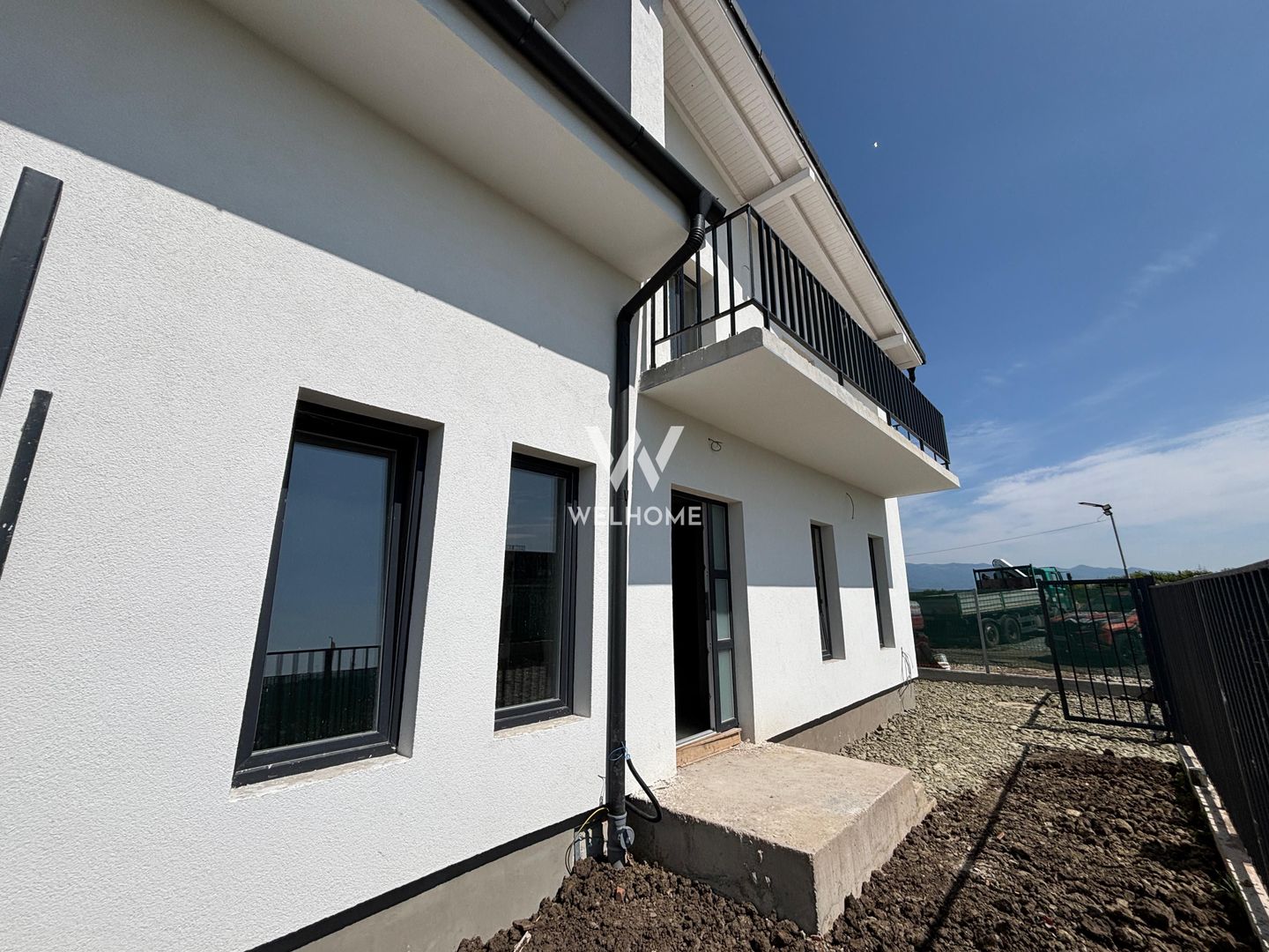 Viața la casă, liniște și munți la orizont – Duplexuri noi în Mohu - Poză 25