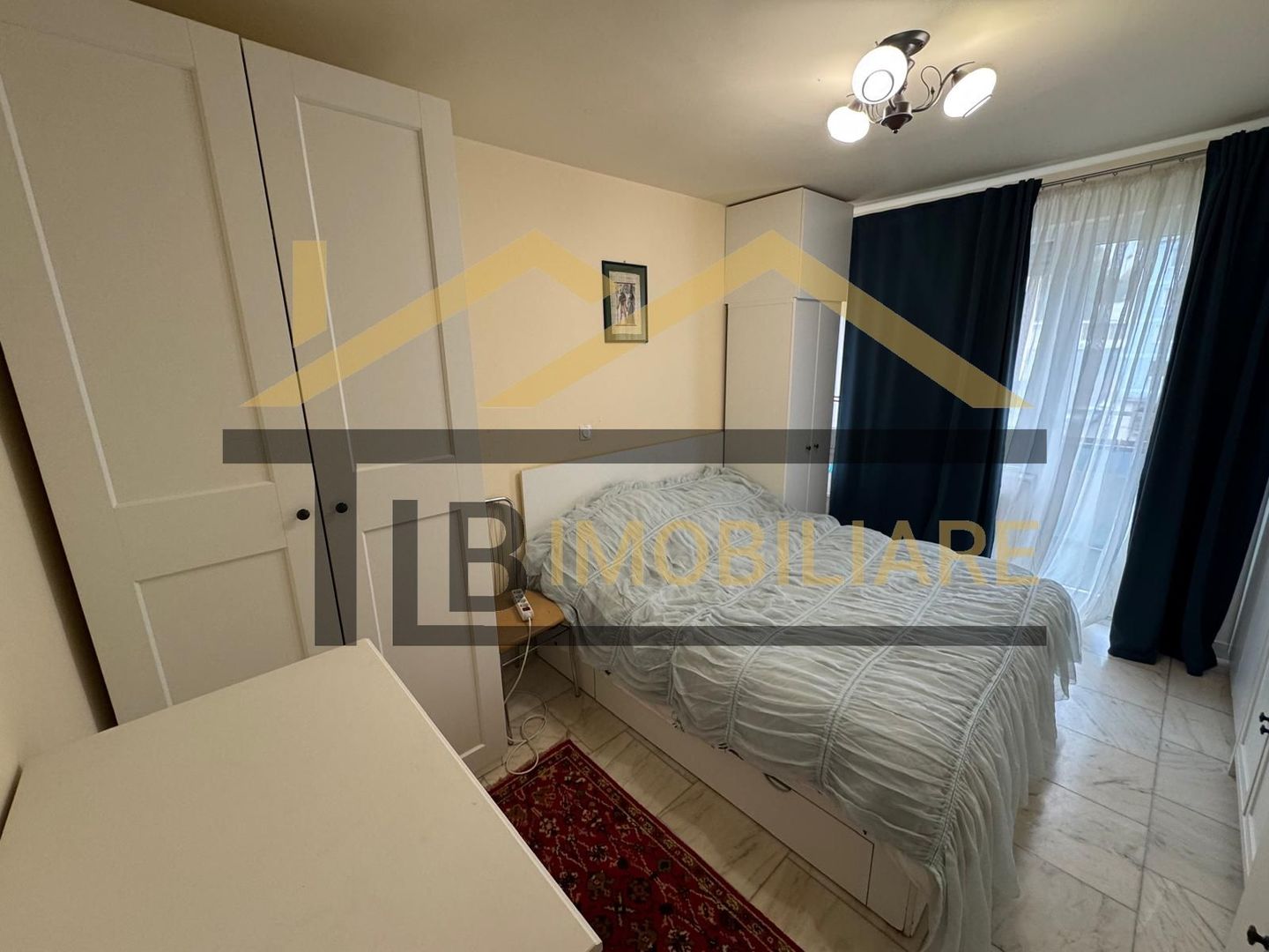 Apartament de 3 camere, garaj, 60mp, zona UltraCentrala - Poză 4