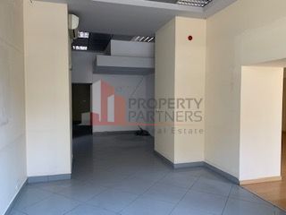 Spatiu comericial in cladire consolidata si renovata. - Poză 2