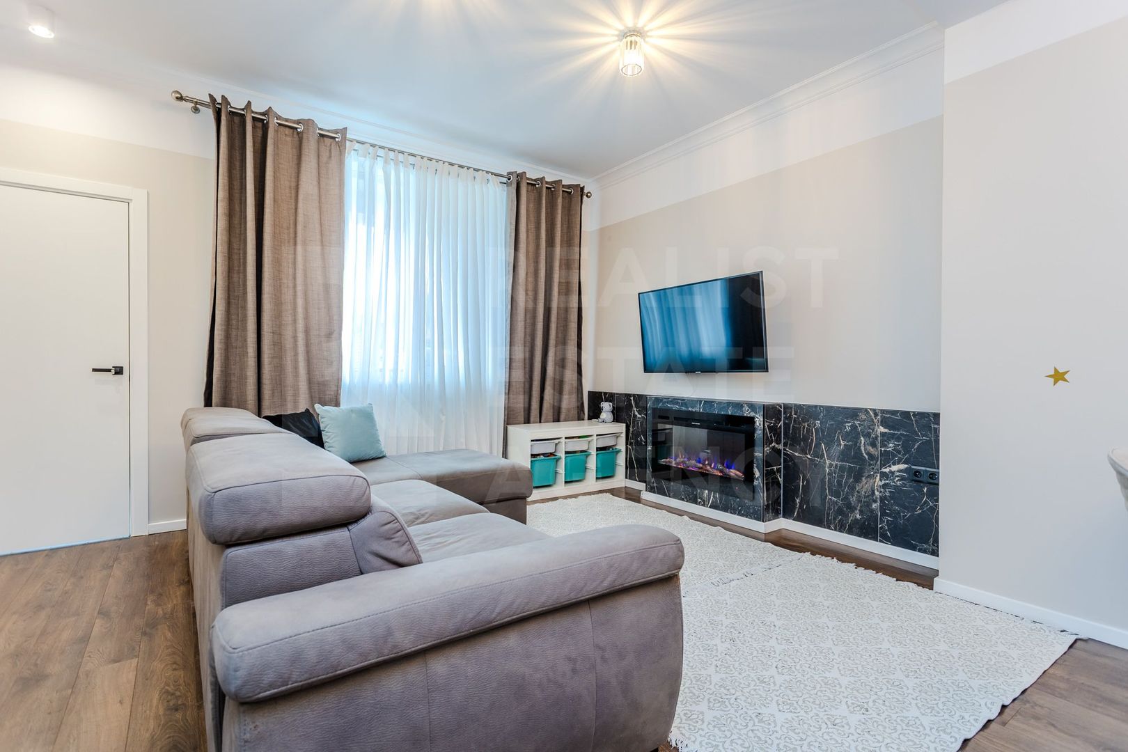 Chirie, duplex, 150mp, sectorul Buiucani. - Poză 1