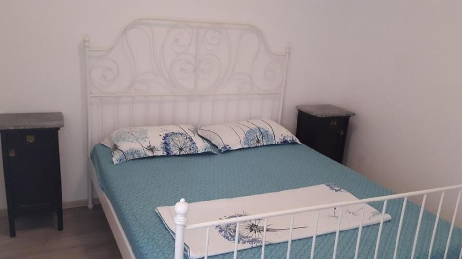 PENSIUNE 10 CAMERE DE ÎNCHIRIAT - BUCUREȘTI - Poză 18