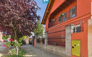 Casă cu 4 camere ultracentral în Vladimirescu - Poză 2
