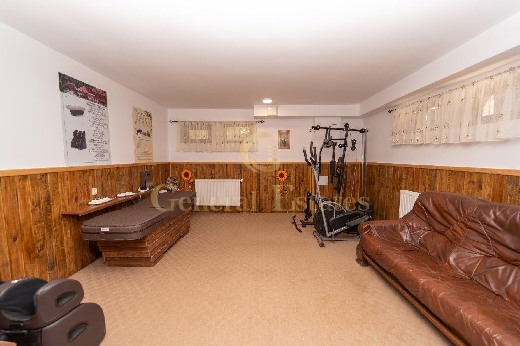 Pensiune de excepție de vânzare – Moeciu de Sus, Brașov - Poză 12