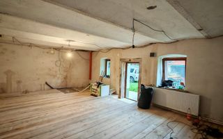 CASA SASEASCA comuna VULCAN,zona foarte buna,teren 3000 mp - Poză 14