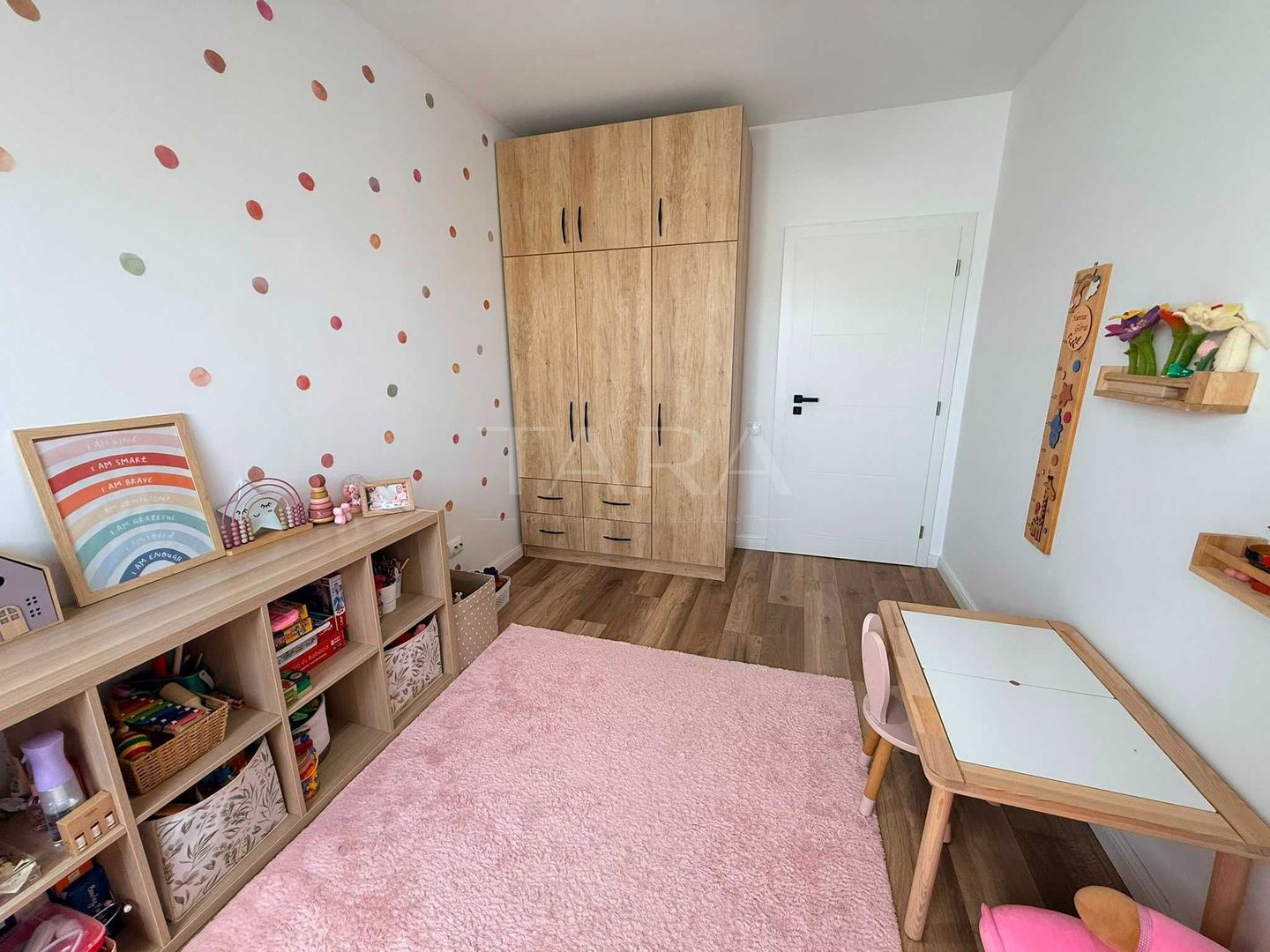 Apartament deosebit cu 3 camere, 78 mp, parcare inclusă, Baciu. - Poză 5