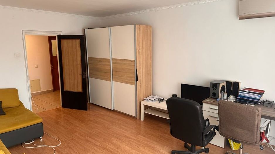 Inchiriez apartament cu 3 camere - Poză 9