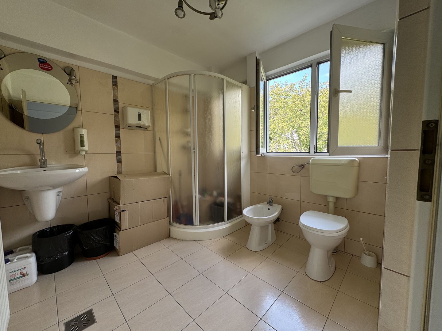 Clădire Multifuncțională de Vânzare în Târgu Mureș, Zona Gării - Poză 29