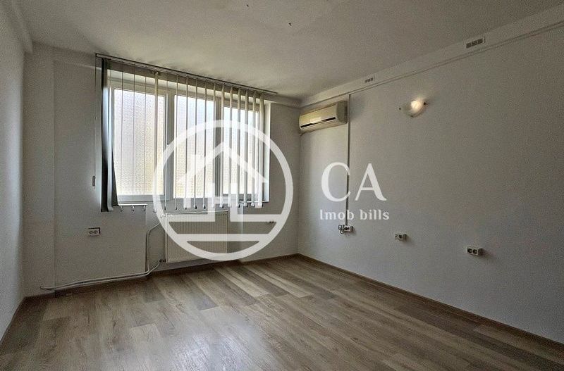 Spațiu de închiriat pentru birouri, cu 3 camere în Rogerius, Oradea - Poză 4