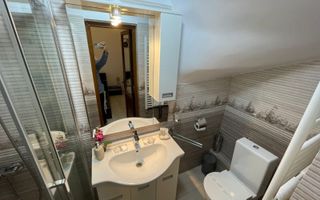 Casă cu 4 camere de vânzare | zona Ultracentrala - Poză 10