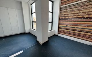 Spațiu comercial 493 mp utili | Locație centrală | Vizibilitate excelentă | - Poză 48