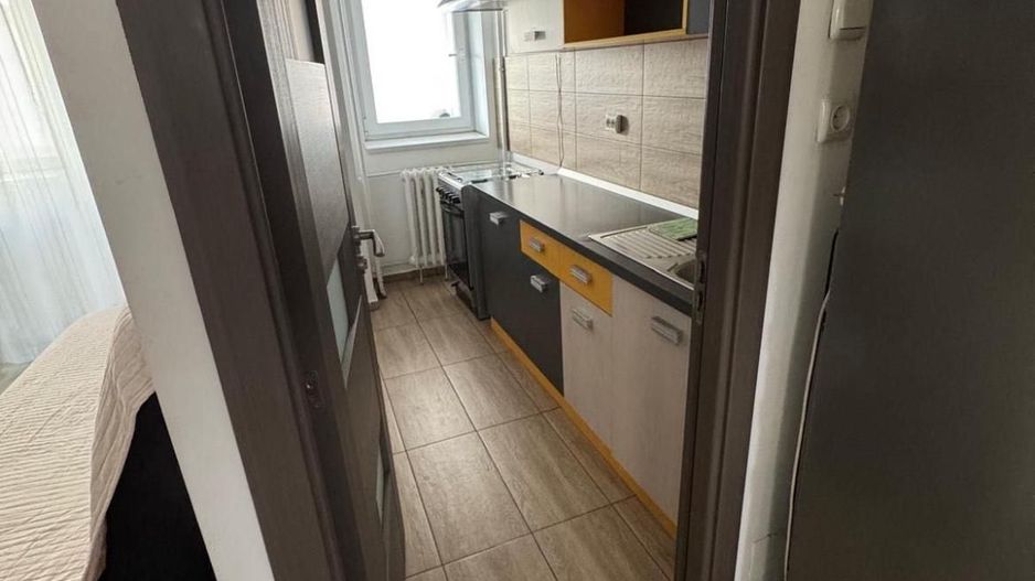 GARSONIERA TURDA, MOBILAT MODERN, BUCATARIE INCHISA, METROU 5 MINUTE - Poză 4