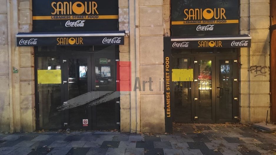 Spatiu stradal Decebal, trafic pietonal - Poză 1